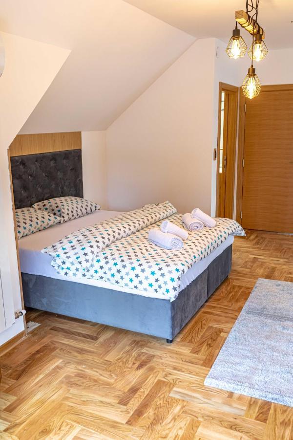 City Escape Luxury Villa Zuce Екстер'єр фото