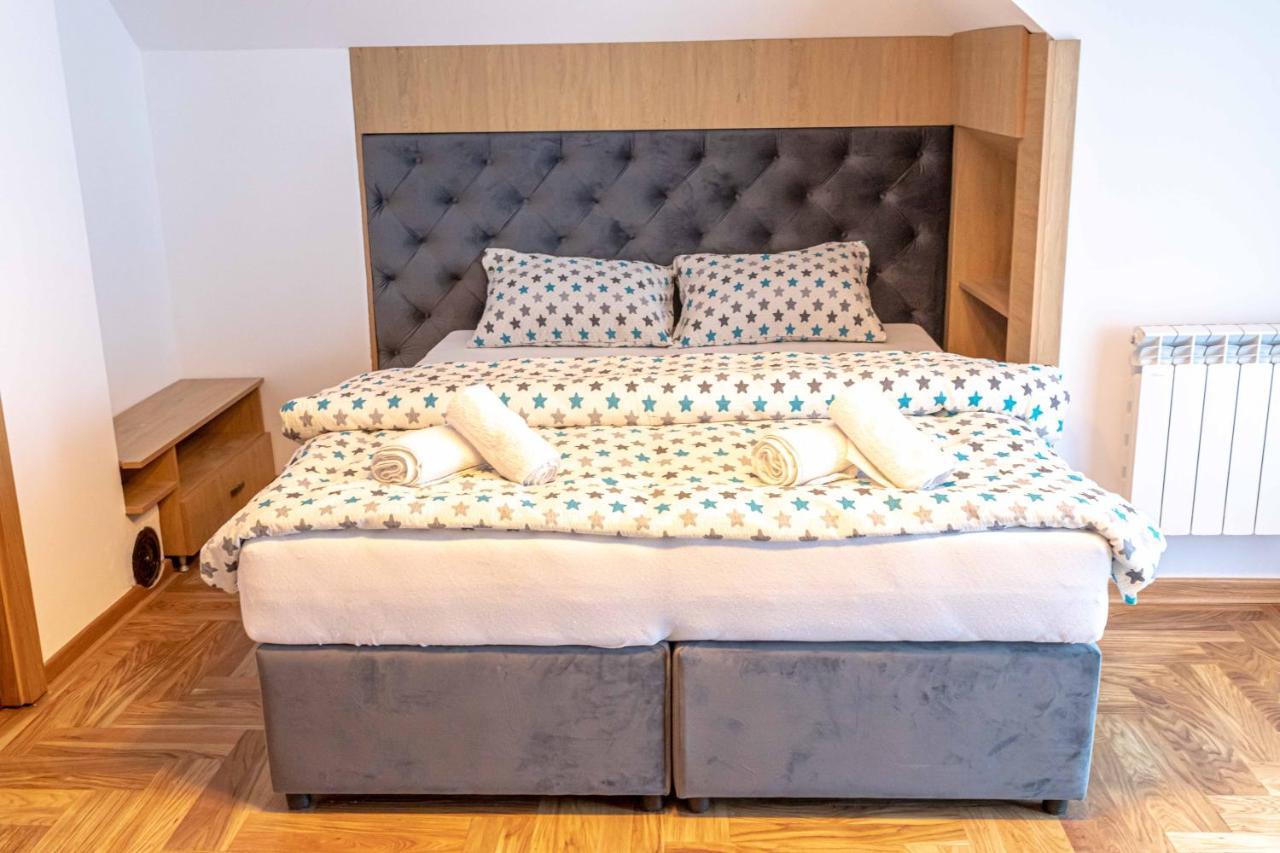 City Escape Luxury Villa Zuce Екстер'єр фото