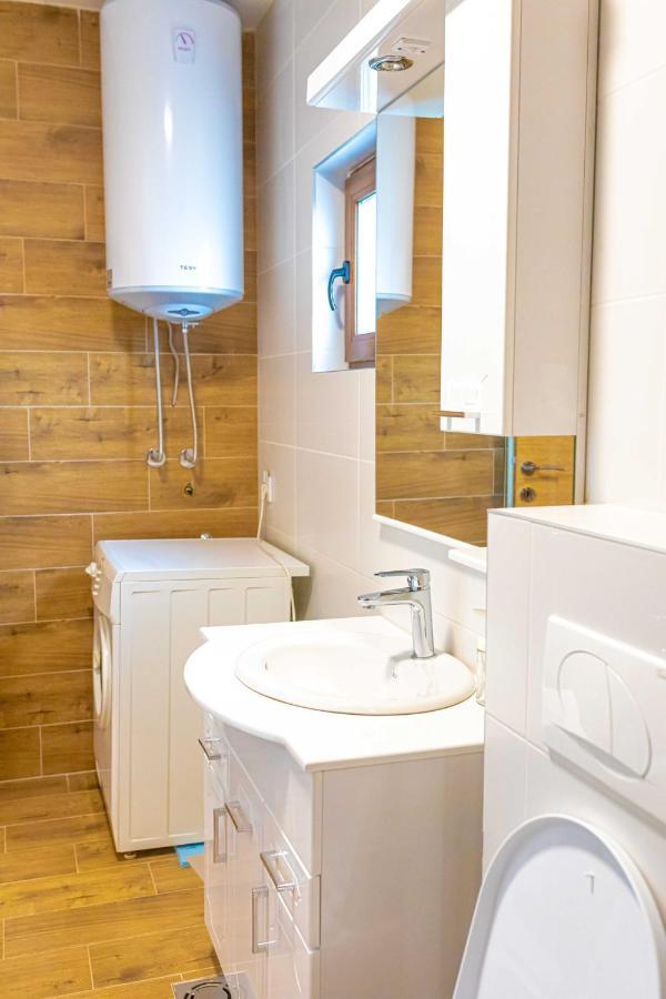 City Escape Luxury Villa Zuce Екстер'єр фото